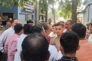 गोरखपुर में भाजपा नेता को बंधक बनाकर पीटा, सिक्योरिटी इंचार्ज समेत 4 पर मुकदमा दर्ज, मुख्य आरोपी हिरासत में