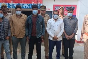 बिजनौर पुलिस की बड़ी कार्रवाई! जेल में बैठे सरगना रवि के इशारे पर चल रहा था गिरोह, 5 बदमाश गिरफ्तार
