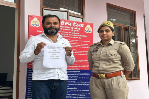 मेरठ साइबर पुलिस की त्वरित कार्रवाई, ठगी के 30 हजार रुपये पीड़ित को कराए वापस