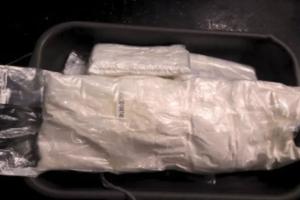 DRI की बड़ी कार्रवाई: मुर्गी दाने की आड़ में छिपाकर ले जाई जा रही 81 करोड़ की ड्रग्स जब्त, 6 गिरफ्तार