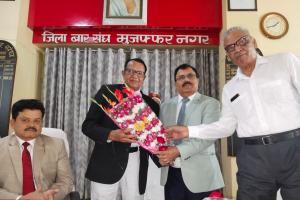 बार और बेंच मिलकर वादकारियों को दिलाएं त्वरित न्याय: जिला जज