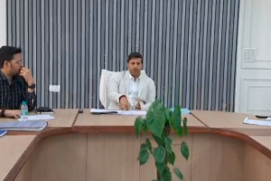 गाज़ियाबाद में लापरवाही के कारण 21 बीएलओ के खिलाफ FIR दर्ज