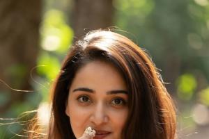 हर फिटनेस लवर के लिए एक परफेक्ट स्नैक है मखाना, कम कैलोरी दे ज्यादा एनर्जी