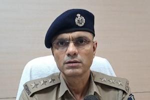 गुजरात : जेल में कैद नारायण साईं पर एक और मामला दर्ज, सेल से मोबाइल फोन बरामद