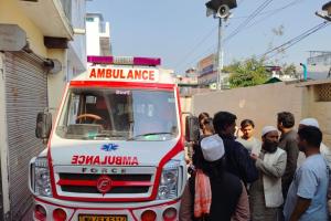 प्रेम विवाह के 8 माह बाद युवती की संदिग्ध मौत, परिजनों ने एम्बुलेंस रोककर लगाया हत्या का आरोप