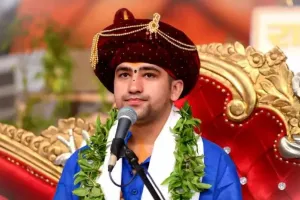 बागेश्वर धाम के धीरेंद्र शास्त्री की तबीयत बिगड़ी, 100° बुखार के बावजूद दवा खाकर पदयात्रा जारी; हरियाणा से वृंदावन यात्रा