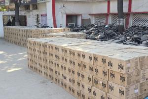 बिहार चुनाव में सुरक्षा एजेंसियों की बड़ी कार्रवाई: 7500 लीटर अवैध शराब बरामद, 209 तस्कर गिरफ्तार