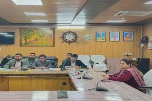 बिजनौर डीएम का कड़ा आदेश: बिना फिटनेस वाहन सड़क पर दिखे तो होगी तत्काल कार्रवाई-स्कूल बसों से लेकर एम्बुलेंस तक सभी पर सख्ती