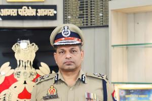 आगरा पुलिस कमिश्नर का बड़ा फेरबदल: 17 थाना प्रभारियों के तबादले, तीन थानाध्यक्ष साइबर सेल भेजे गए