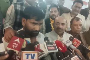 सैफई में बवाल: सपा महासचिव शिवपाल यादव पर भाजपा अध्यक्ष को पीटने का आरोप, डीएम से हुई शिकायत