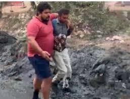 मुज़फ्फरनगर में सिंचाई विभाग के जेई को कीचड़ में घुमाना पड़ा भारी, किसान नेता के खिलाफ मुकदमा दर्ज 