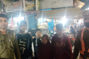 मेरठ: थाना कोतवाली पुलिस ने गुमशुदा बच्चों को ढूंढकर परिवार के सुपुर्द किया