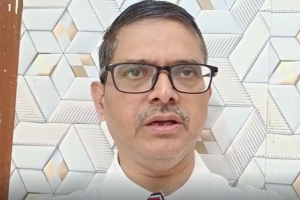 बागपत ट्रिपल मर्डर केस: अमिताभ ठाकुर ने पुलिस की कार्रवाई पर उठाए गंभीर सवाल, सीआईडी जांच की मांग