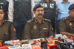 गाजियाबाद में कोडीन युक्त कफ सिरप तस्करी का बड़ा नेटवर्क पकड़ा गया, 8 आरोपी गिरफ्तार