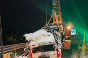 राजस्थान में दिल्ली-मुंबई एक्सप्रेसवे पर भीषण हादसा, एक की मौत, तीन घायल