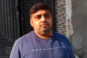 मुजफ्फरनगर के गांधी कॉलोनी में आवारा बंदरों का आतंक, खेलते बच्चे पर हमला कर किया घायल; दहशत में इलाके के लोग