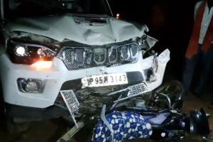 सीधी का दिल दहला देने वाला हादसा: स्कॉर्पियो की टक्कर से उछलकर बच्चे की जान छत पर अटकी, ड्राइवर 10 किमी तक कार भगाकर हुआ फरार