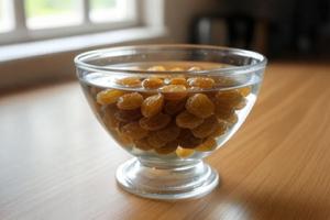 मुनक्का सेवन के कई फायदे, खून की कमी दूर करने में भी महत्वपूर्ण 