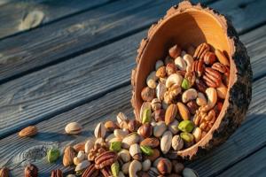 रात भर भीगे हुए सूखे मेवों के हैं दोगुने फायदे, हमेशा चुस्त-दुरूस्त रहेगा शरीर