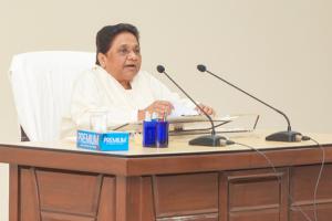 महिला सम्मान और संवैधानिक मर्यादाओं से खिलवाड़ दुर्भाग्यपूर्ण : मायावती 