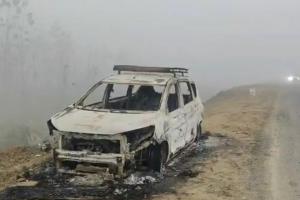 बिजनौर: बैराज रोड पर कार में आग, चालक की शिकायत के बाद जांच शुरू