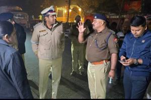 बस्ती: ट्रक और बस की टक्कर..हादसे में चार की मौत, 10 घायल