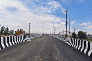 उप्र के गोरखपुर को नए साल में कई तोहफे.. फोरलेन सड़कों और फ्लाईओवर की पांच परियोजनाओं की मिलेगी सुविधा