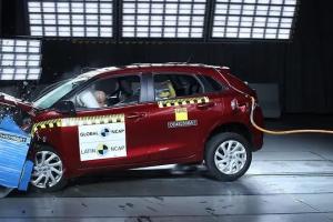 लैटिन एनकैप 2025 क्रैश टेस्ट में सुजुकी बलेनो को बड़ा झटका, भारत में बनी कार को सिर्फ 1-स्टार सेफ्टी रेटिंग, 6 एयरबैग्स पर भी उठे सवाल
