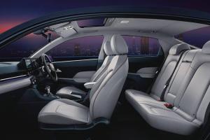 2026 हुंडई वर्ना फेसलिफ्ट टेस्टिंग में आई सामने नया लुक प्रीमियम फीचर्स दमदार सेफ्टी और स्टाइल ने बढ़ाई धड़कनें