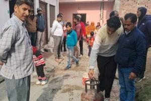 सहारनपुर के गंगोह में गैस सिलिंडर में लगी आग, परिवार और पड़ोसियों की सूझबूझ से टला बड़ा हादसा