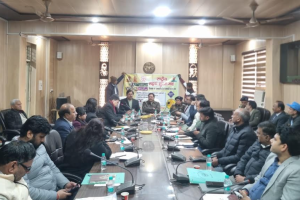 ग्रेटर नोएडा में राष्ट्रीय सड़क सुरक्षा माह-2026: जिला स्तरीय बैठक में यातायात नियमों के पालन पर जोर