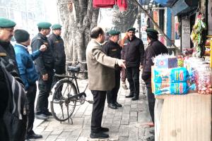 सहारनपुर: कोर्ट रोड और चंद्रनगर में नगर निगम का अतिक्रमण अभियान, 16 दुकानदारों से वसूला जुर्माना