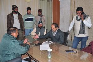 शामली में राष्ट्रीय ध्वज के कथित अपमान पर बजरंग दल ने की कोतवाली में शिकायत