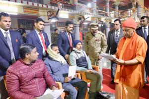 सीएम योगी का जनता दर्शन: 