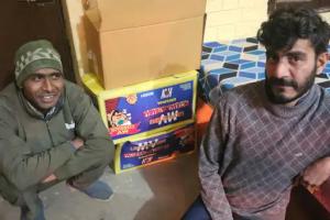 पलवल में अवैध पटाखा फैक्ट्री का भंडाफोड़: पुलिस ने 2 को दबोचा, भारी मात्रा में विस्फोटक बरामद