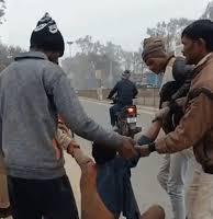 प्रयागराज में दरिंदगी की कोशिश: दिव्यांग नाबालिग से छेड़छाड़ पर फूटा जनता का गुस्सा; आरोपी को 1.5 km घसीटकर ले गए थाने