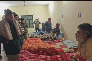 मेरठ में प्रभारी मंत्री धर्मपाल सिंह ने रैनबसेरों और शीतकालीन व्यवस्थाओं का निरीक्षण किया