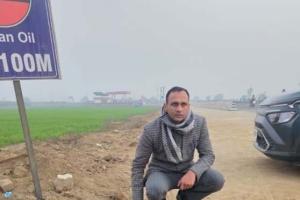 शामली: हाईवे पर घायल हिरन को बचाने उतरे डिप्टी कलेक्टर, उपचार के दौरान हिरन की मौत