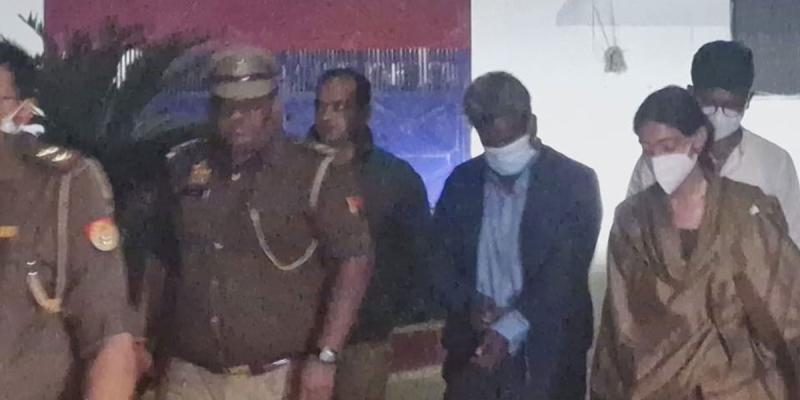 18 साल बाद निठारी कांड का अंत: सुप्रीम कोर्ट के आदेश पर सुरेंद्र कोली जेल से रिहा, नया कोट-पैंट पहनकर निकला बाहर