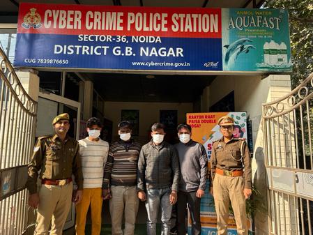 मध्य प्रदेश: छात्रा का अश्लील वीडियो वायरल करने वाले आरोपियों के मकान पर चला बुलडोजर 