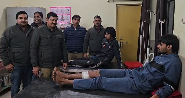 शामली में एनकाउंटर के बाद पकड़े गए 25 हजारी बदमाश, पुलिस की गोली लगते ही निकले आंसू; बोले- 'साहब! अब नहीं करेंगे बदमाशी'