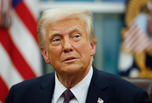 व्हाइट हाउस: ट्रंप और मचाडो की ऐतिहासिक मुलाकात, 'नोबेल पदक' भेंट कर मचाडो ने रचा नया इतिहास